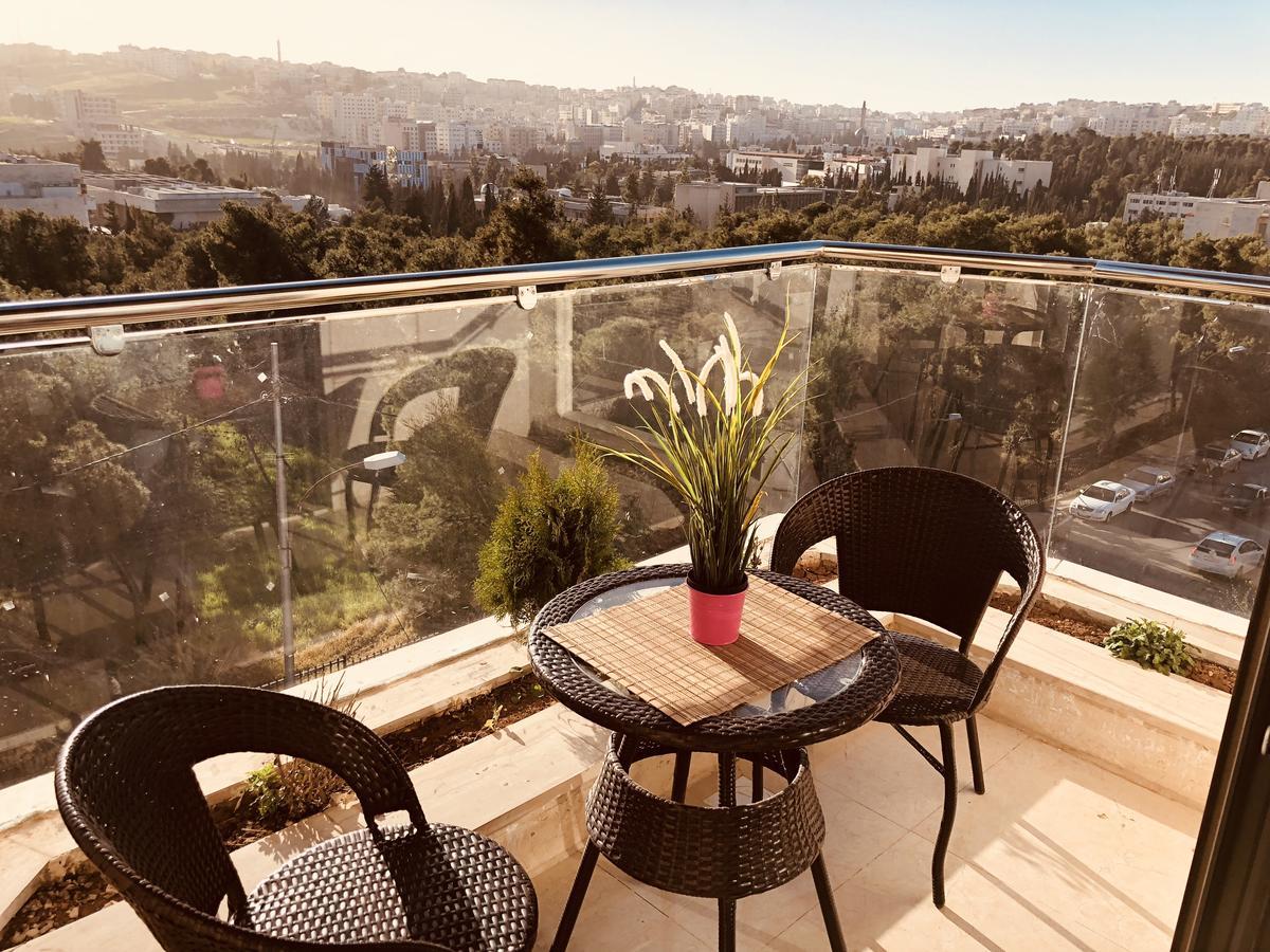 Alqimah Hotel Apartments Amman Exterior photo